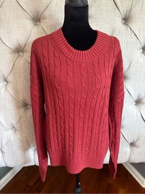 GAP Cable Knit Crew Sweater
